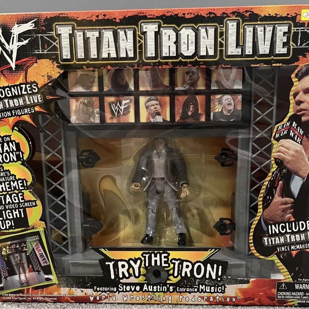 JAKKS Pacific Titan Tron Live Play set With Mr. McMahon Figure.